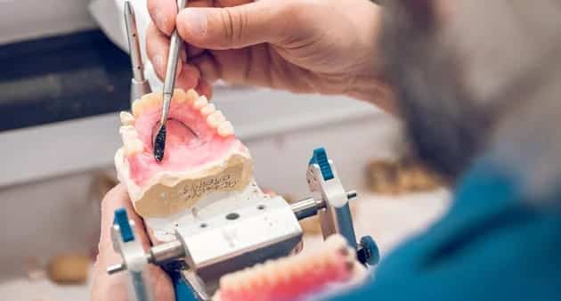 Dentures in Carthage